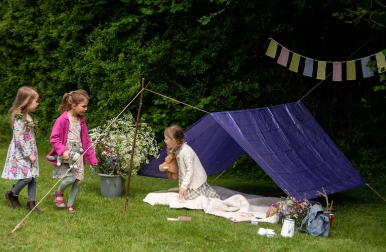 The Cottage Garden Den Kit